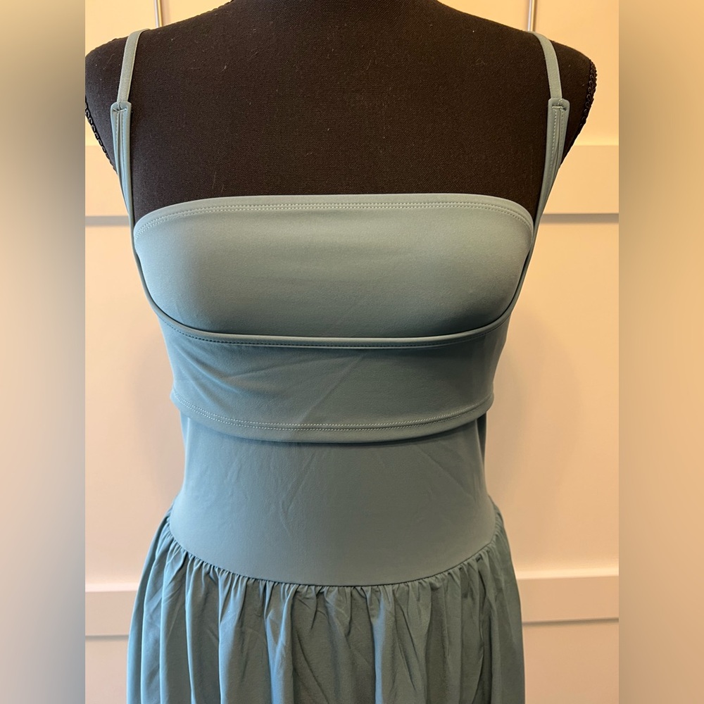 HALARA Breezeful Backless Side Pocket Maxi Dress NWT Size S - Picture 7 of 16